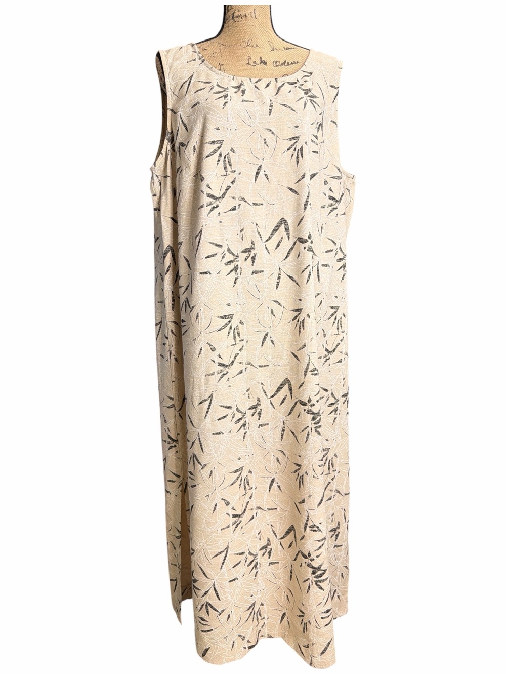 Dana Kay Beige and Black Textured Two-Piece Set